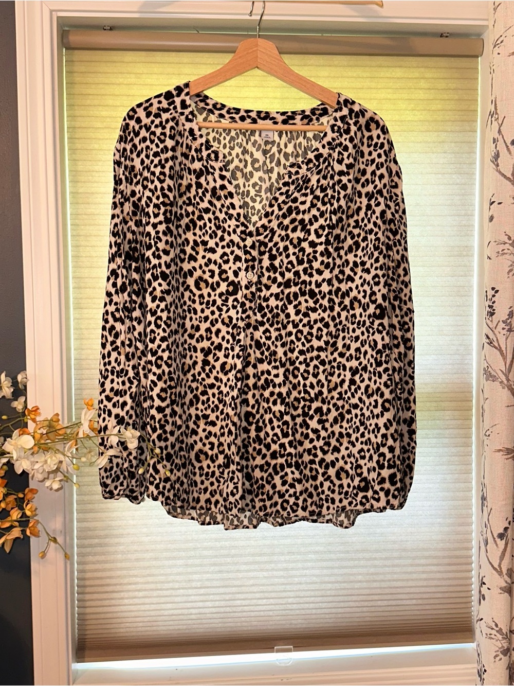 Old Navy Leopard Print Button-Front Blouse - Black and Cream